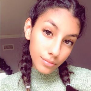 Meet your Posher, Angelina